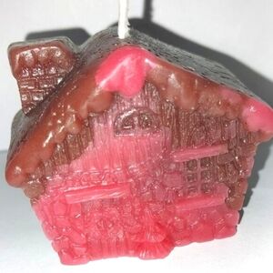 Hand crafted limited edition Gingerbread house candle